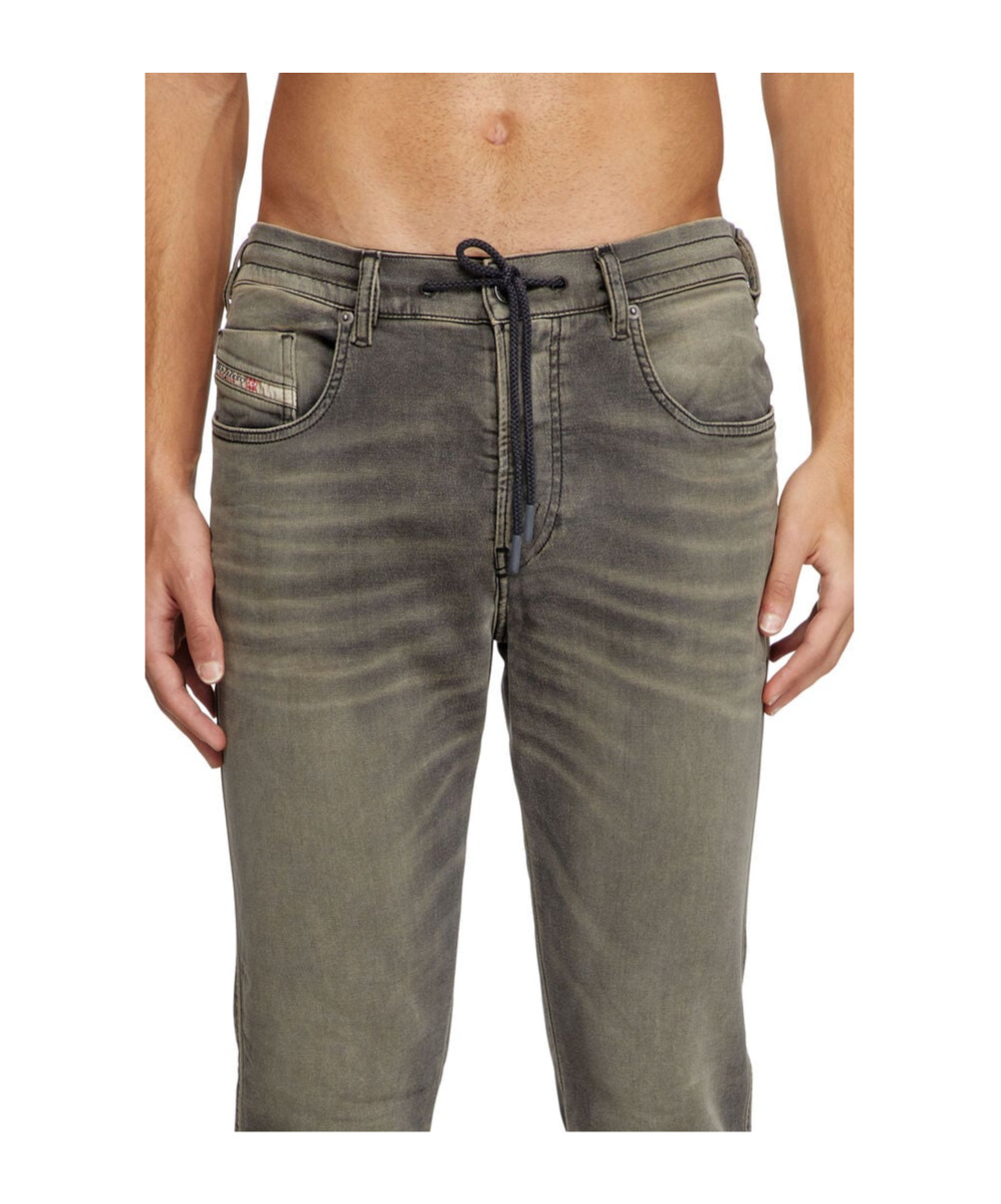 Diesel Slim 2060 D-strukt Joggjeans 068pd In Light Gray