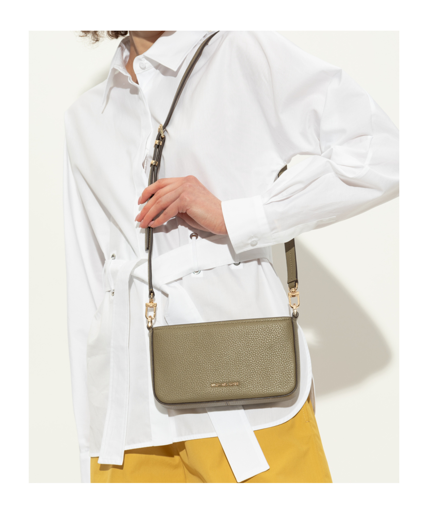 Michael Michael Kors Logo Shoulder Bag In Brown