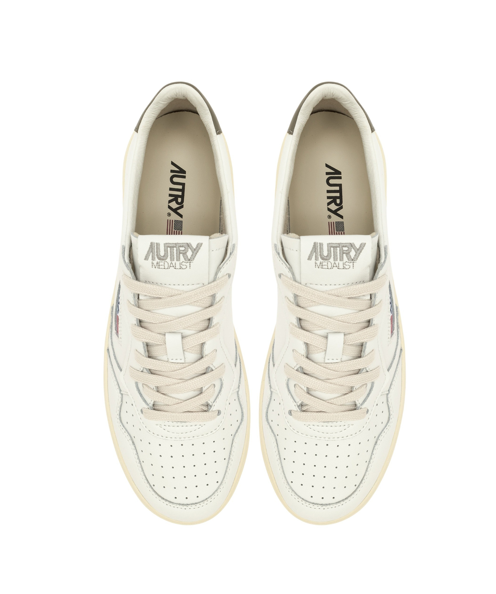 Autry Round Head Low-cut Casual Shoes In White