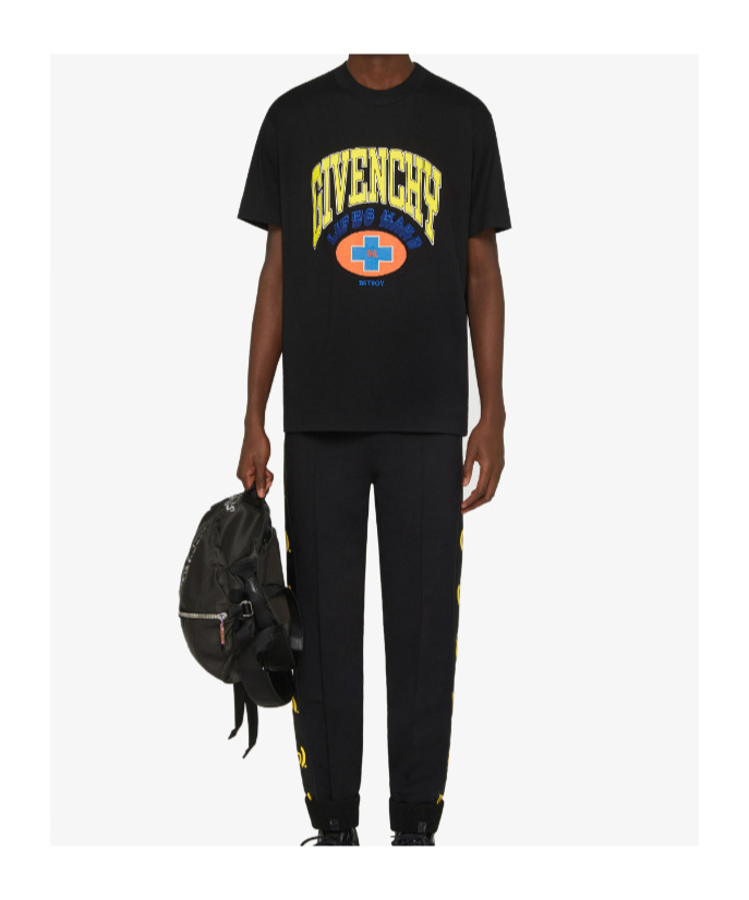 Givenchy Logo Printed Crewneck T-shirt In Black