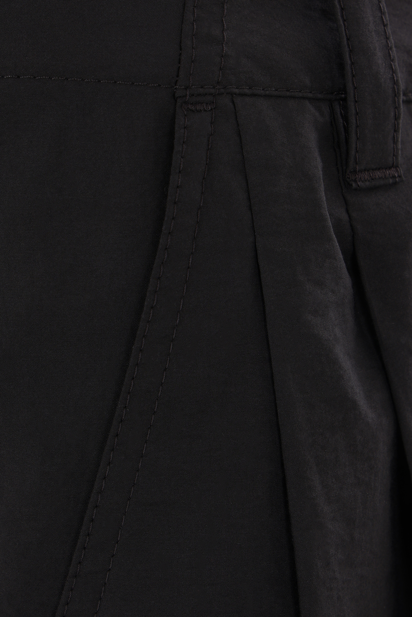 Brunello Cucinelli Darted Trousers In Black