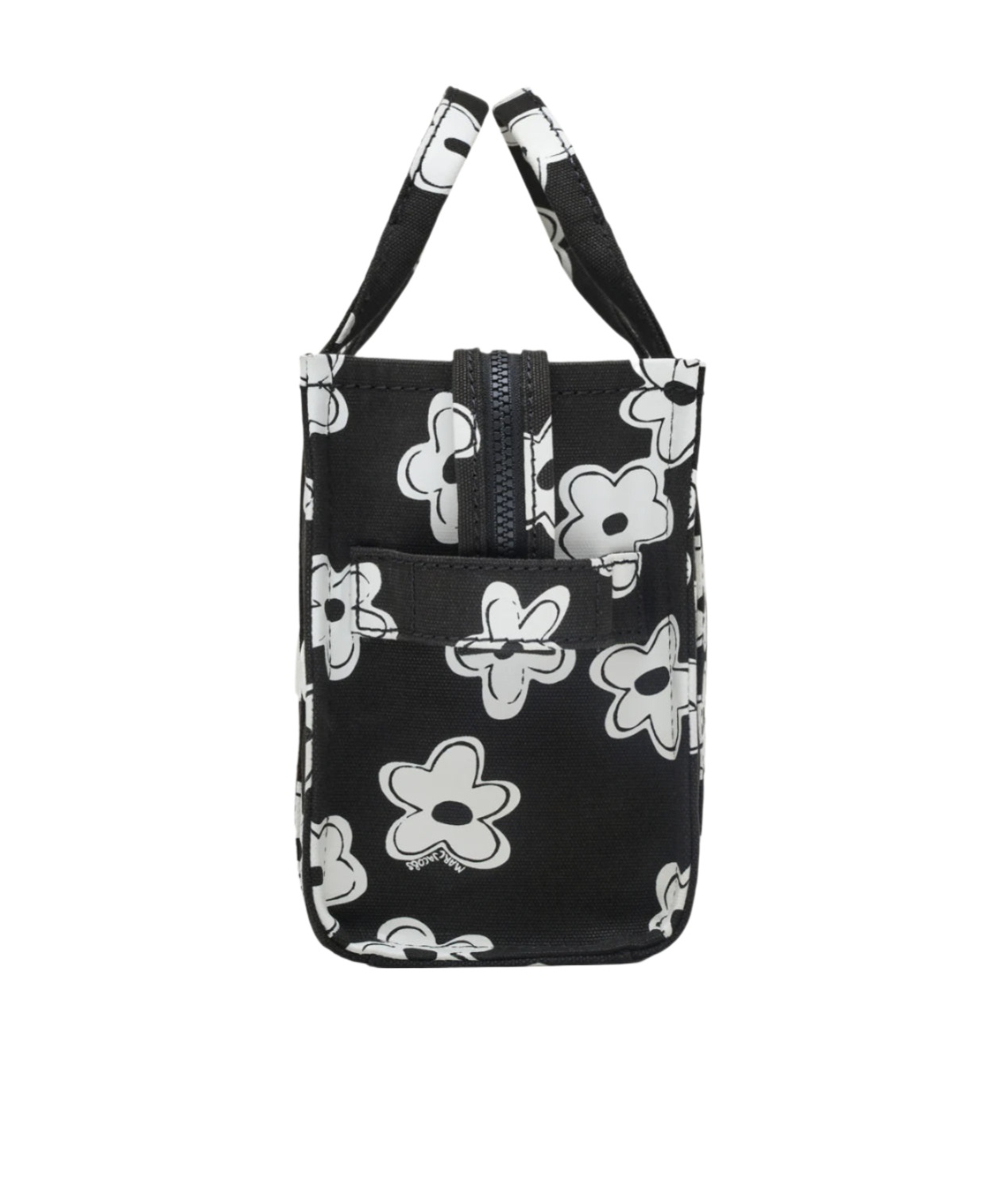 Marc Jacobs Zippered Handbag In Black