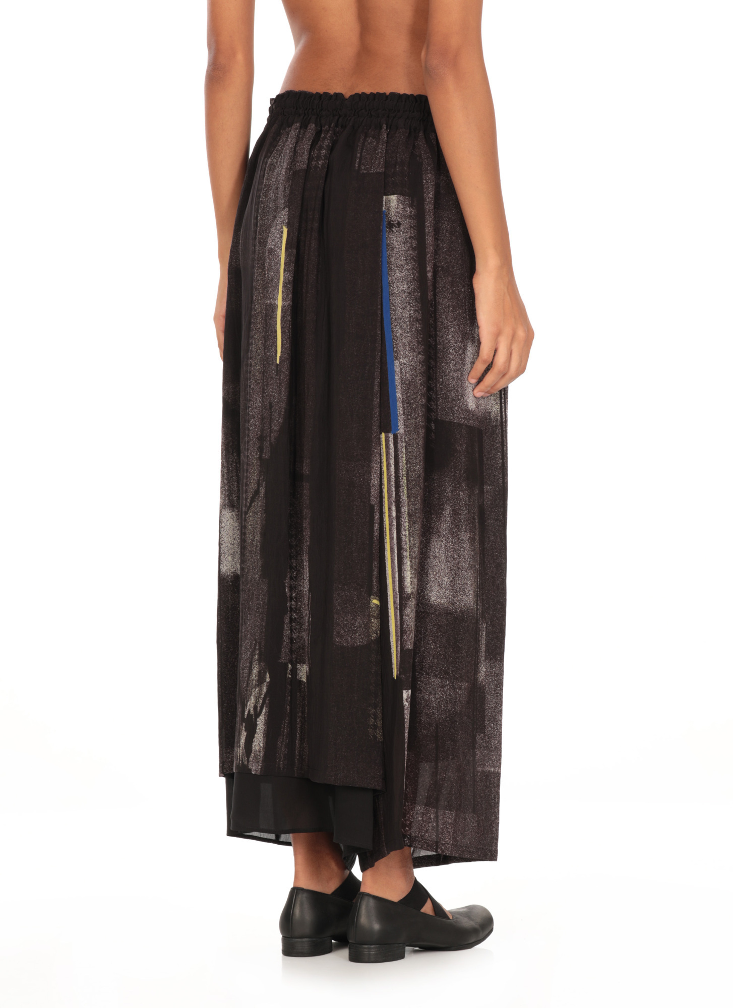 Y's Pants With Geometric Pattern In Black