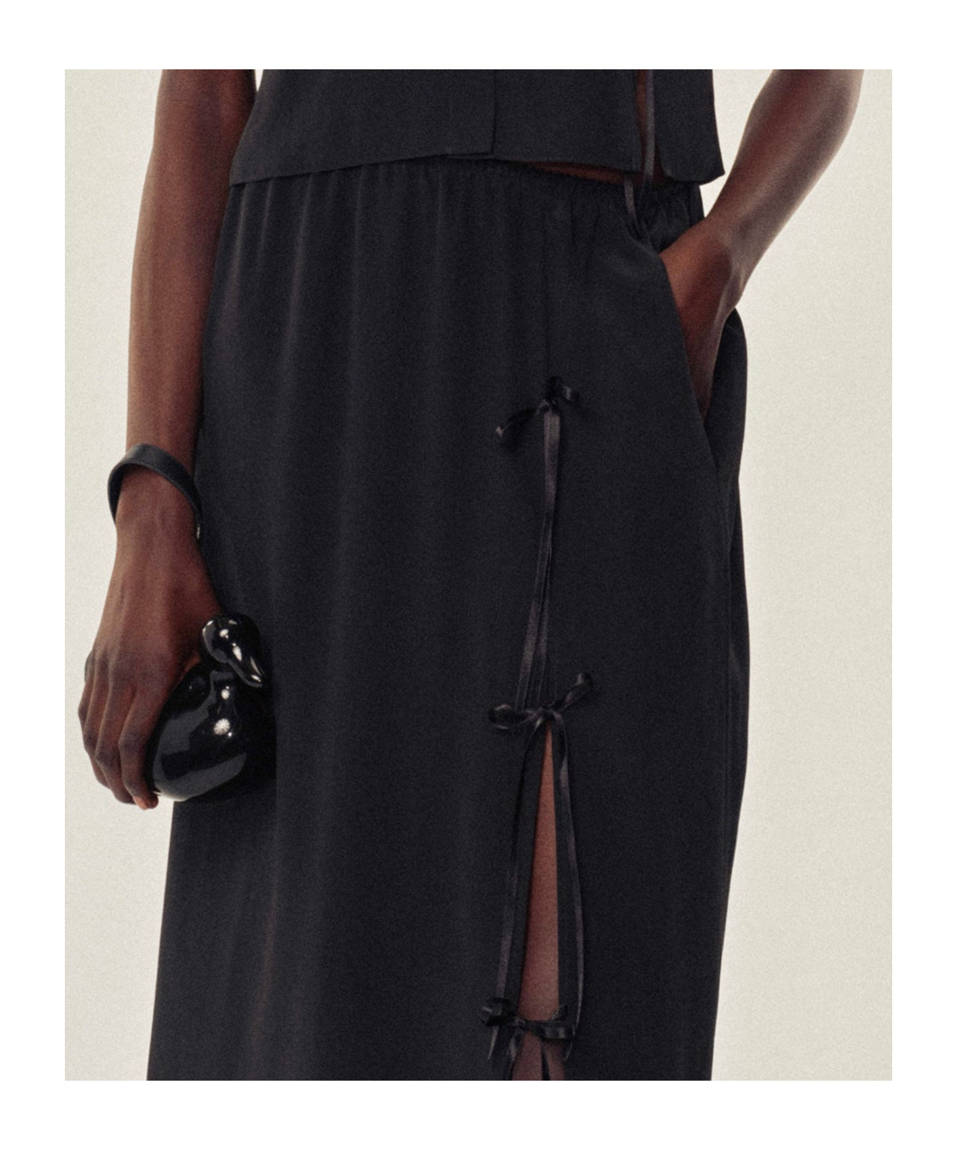 Simone Rocha Bow Slit Column Skirt In Black