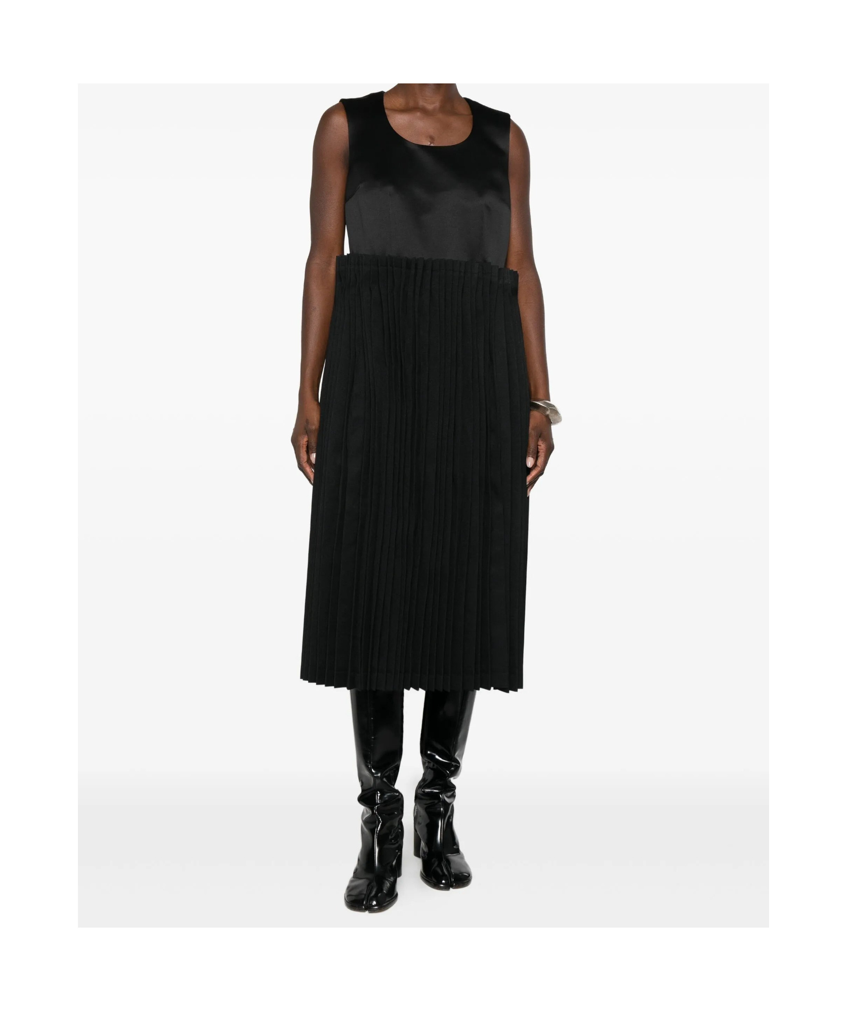 Comme Des Garçons Pleated Sleeveless Dress In Black