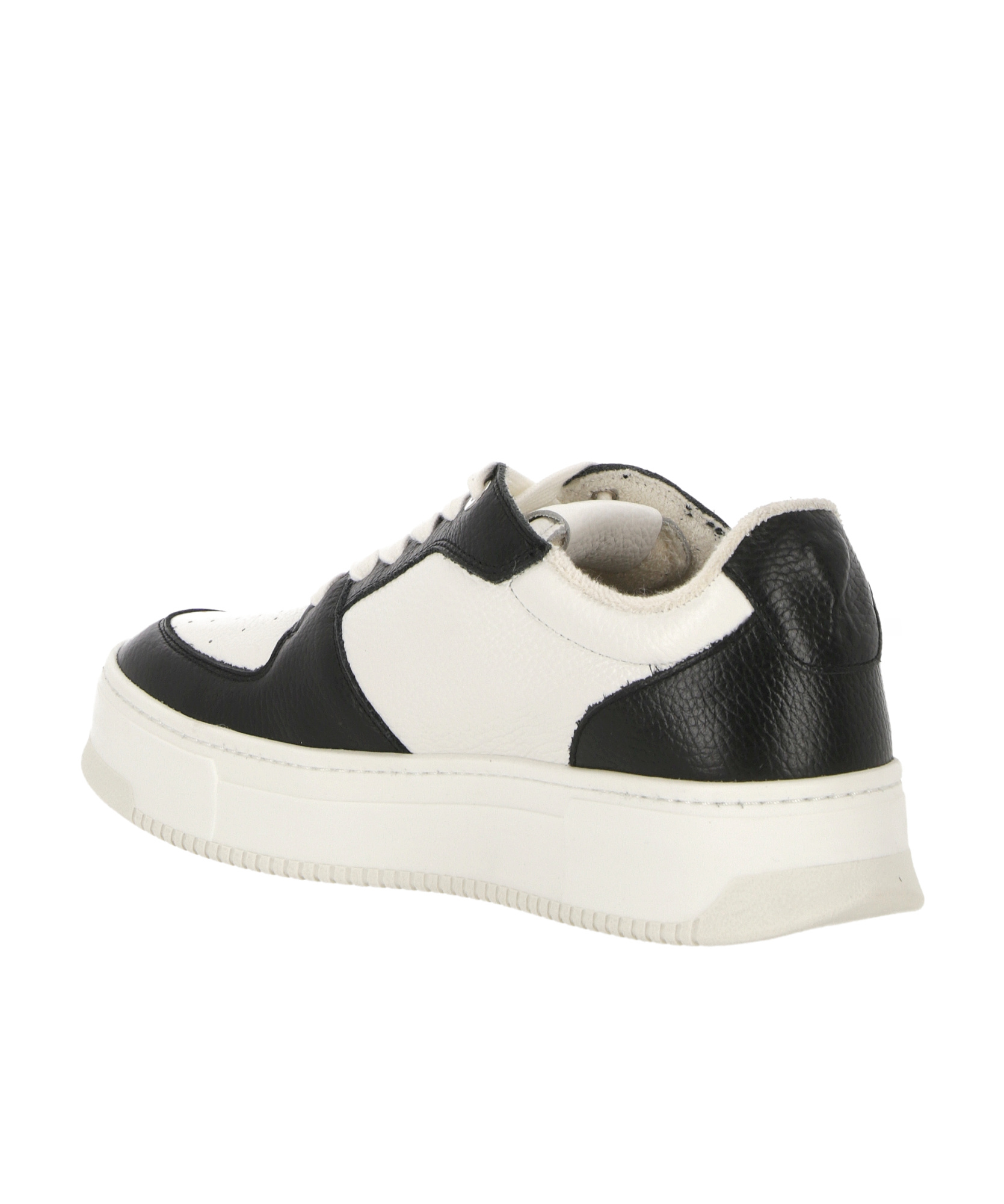 AMI ALEXANDRE MATTIUSSI ARCADE THICK SOLE AND LOW-CUT SKATE SHOES