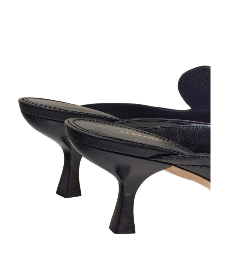Ferragamo Ophelia 55 Bow-embellished Slingback Pumps In Black