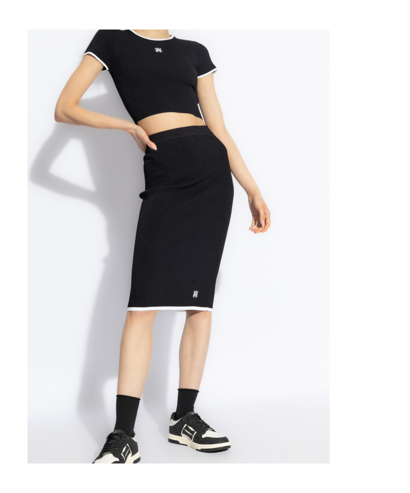 Amiri Ribbed Texture Crop Top With Contrast Trim In Black