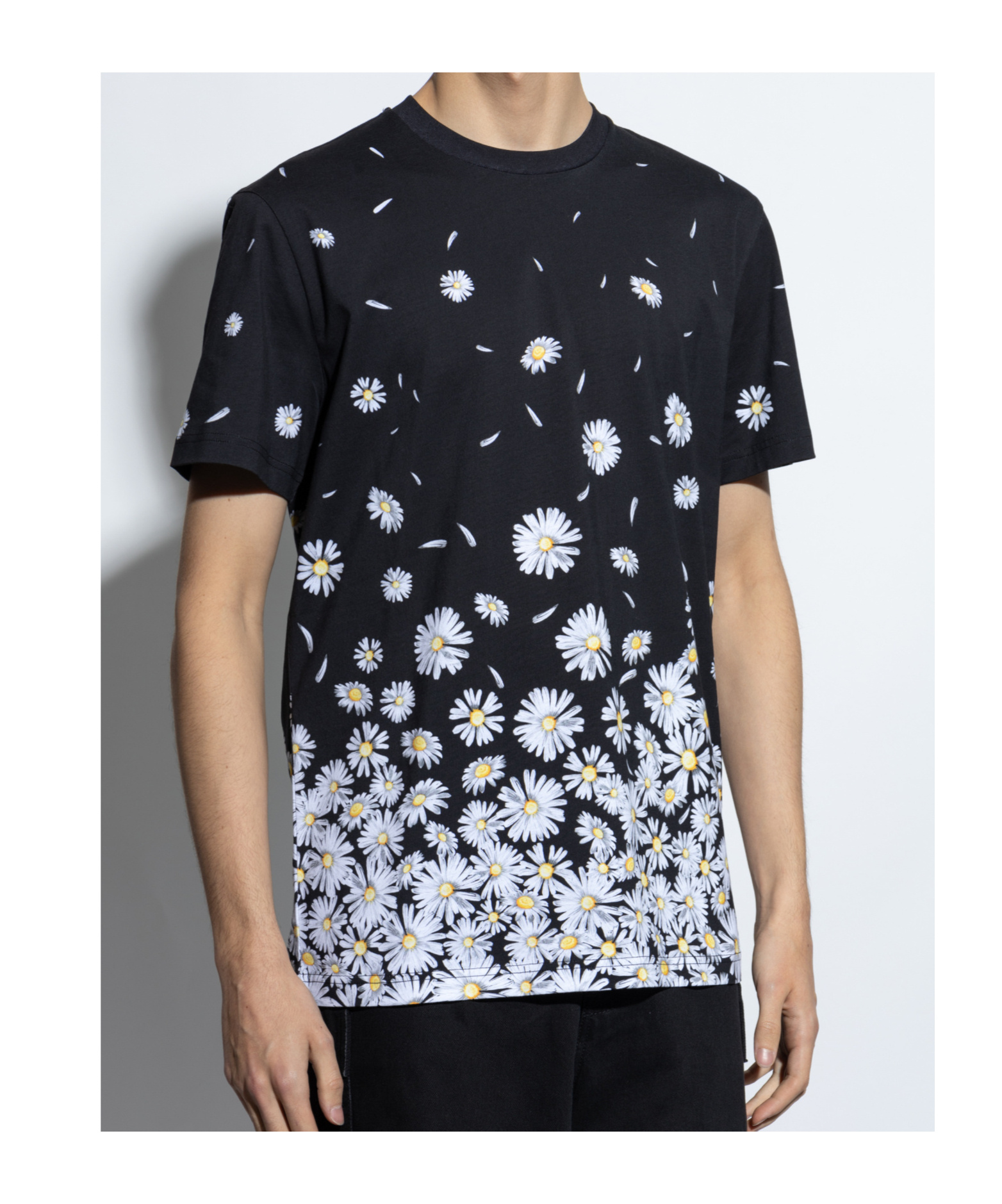 Moschino Floral-print T-shirt In Black