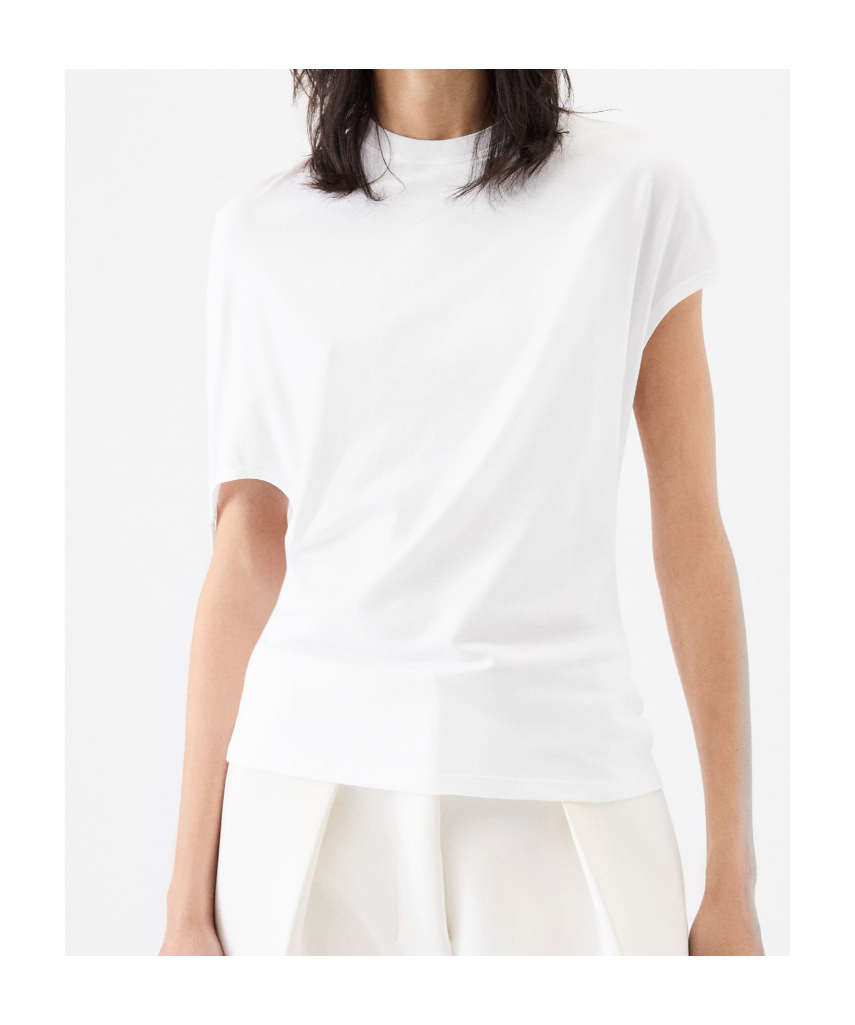 Jacquemus Open Back T-shirt In White