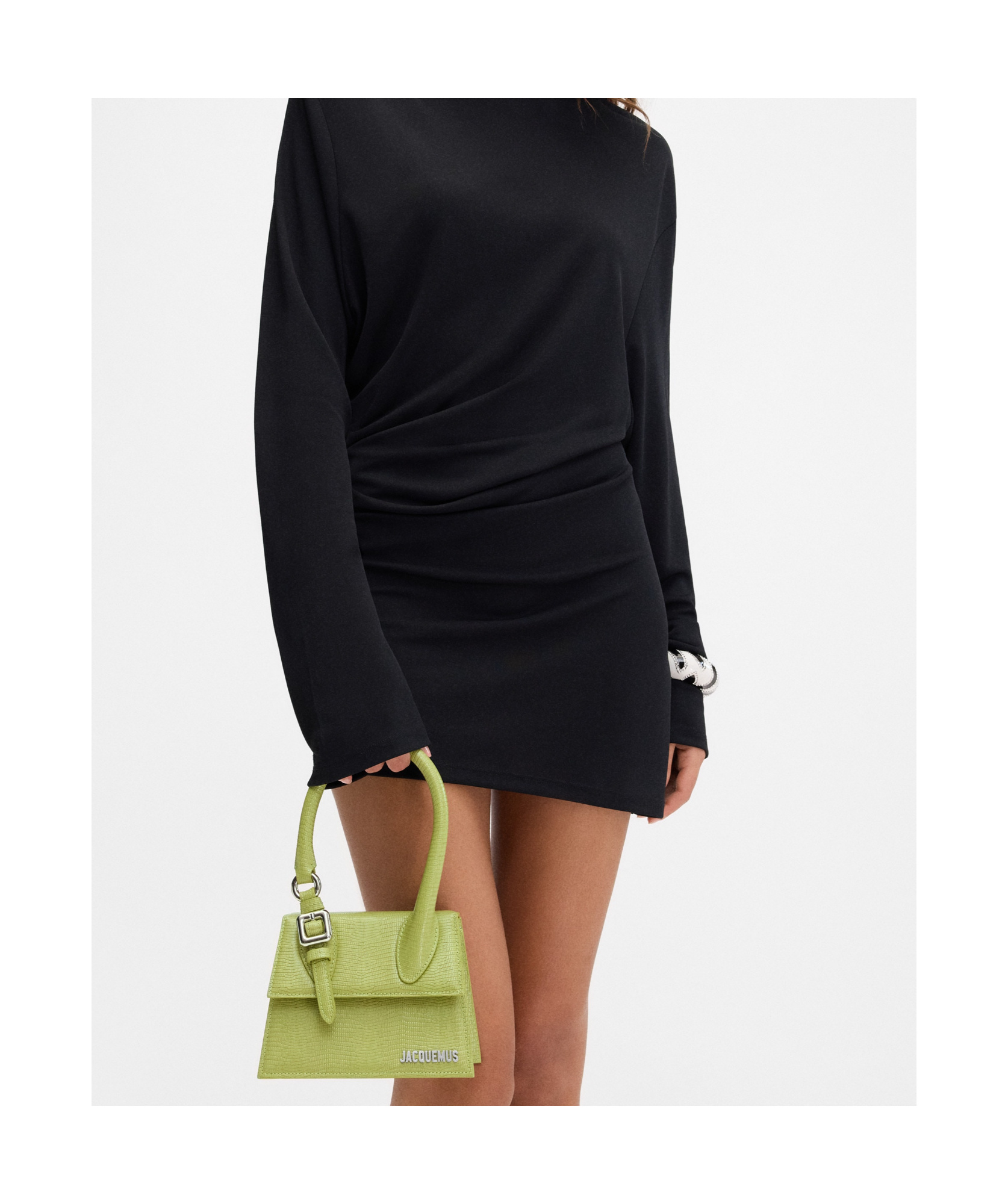 Jacquemus Le Chiquito Moyen Boucle Top Handle Bag In Green