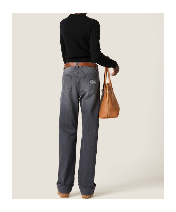 Miu Miu Logo Embellished Cropped Knit Sweater In Black