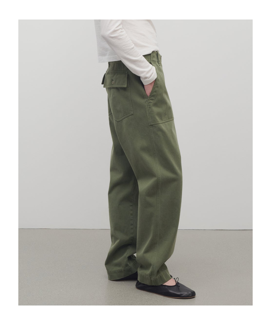 The Row Vendula Cotton Carpenter Trousers In Green