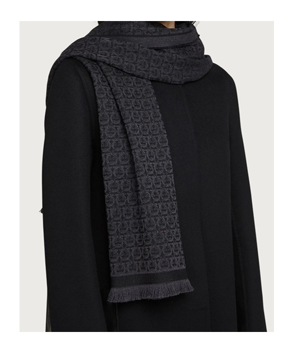 Ferragamo Black Wool Gancini Scarf In Black