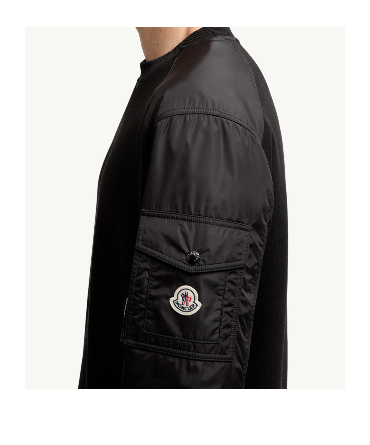 Moncler Mens Black Logo-patch Contrast-sleeve Cotton-blend Sweatshirt In Black