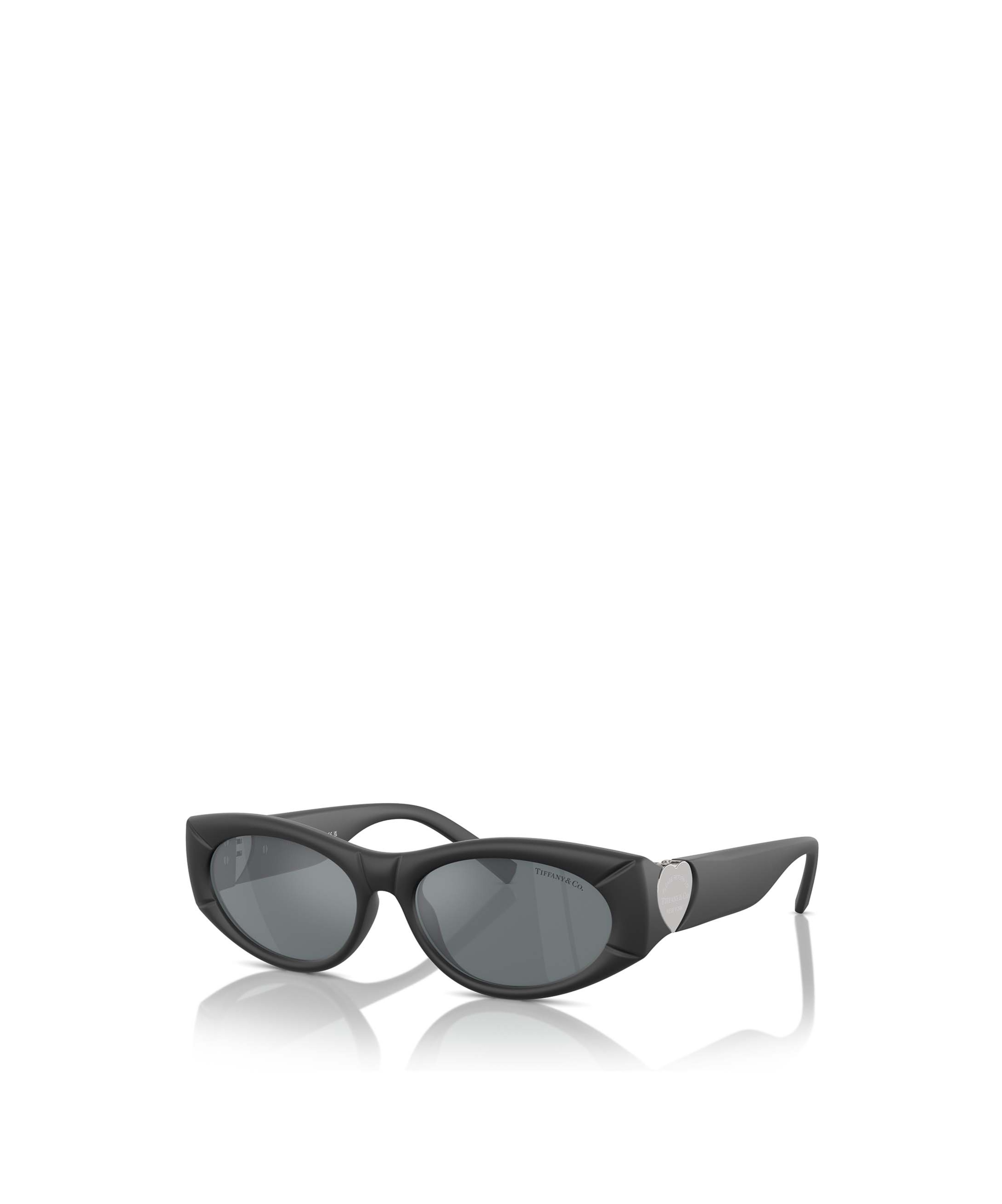 Tiffany & Co 55mm Oval Sunglasses In Gray