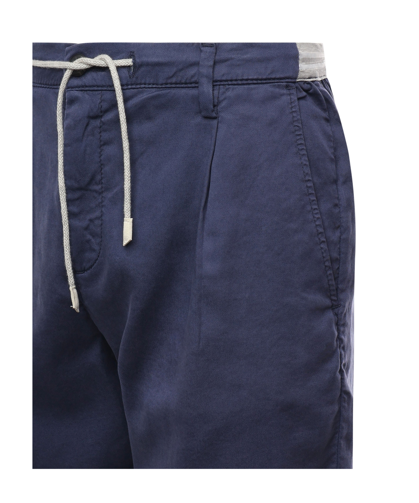 Shop Eleventy Drawstring-waist Shorts In Black