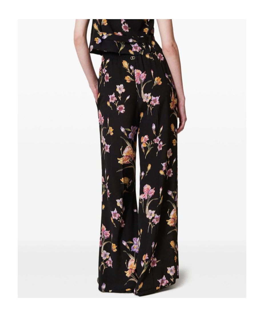 Twinset Twin-set Relaxed Fit Black Trousers In Black
