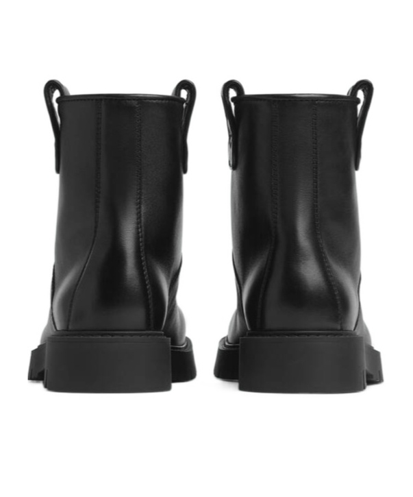 Bottega Veneta Black Leather Haddock Ankle Boots In Black