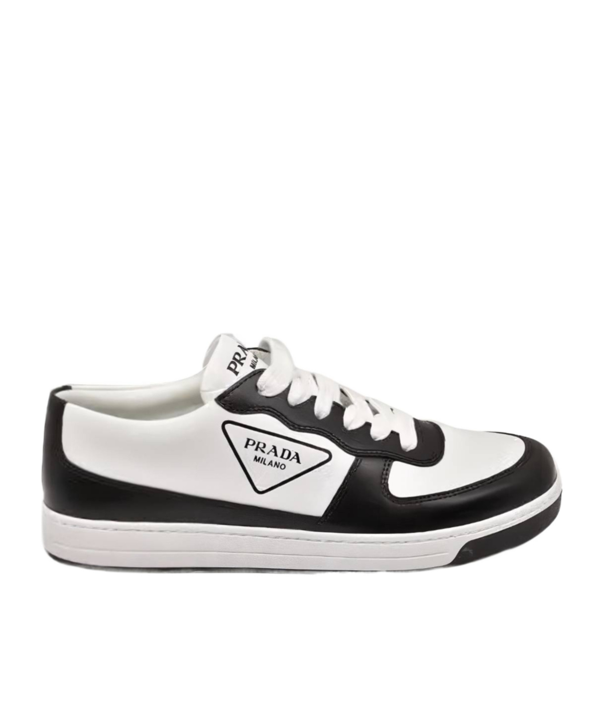 Prada Logo Low-cut Skate Shoes In White