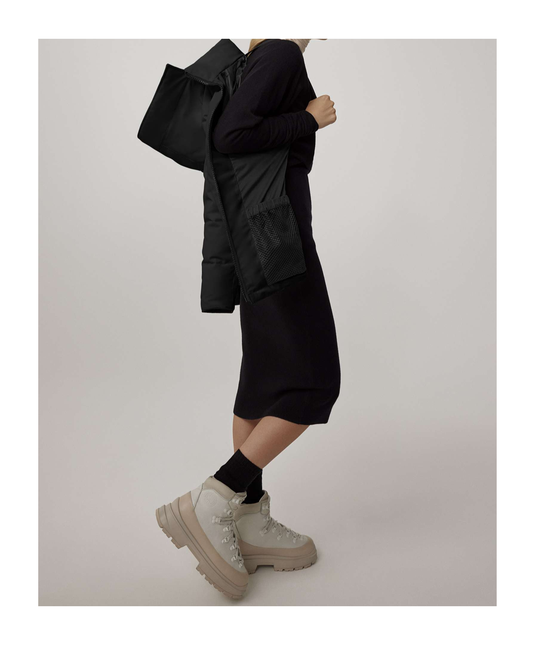 Canada Goose Chelsea Parka In Black