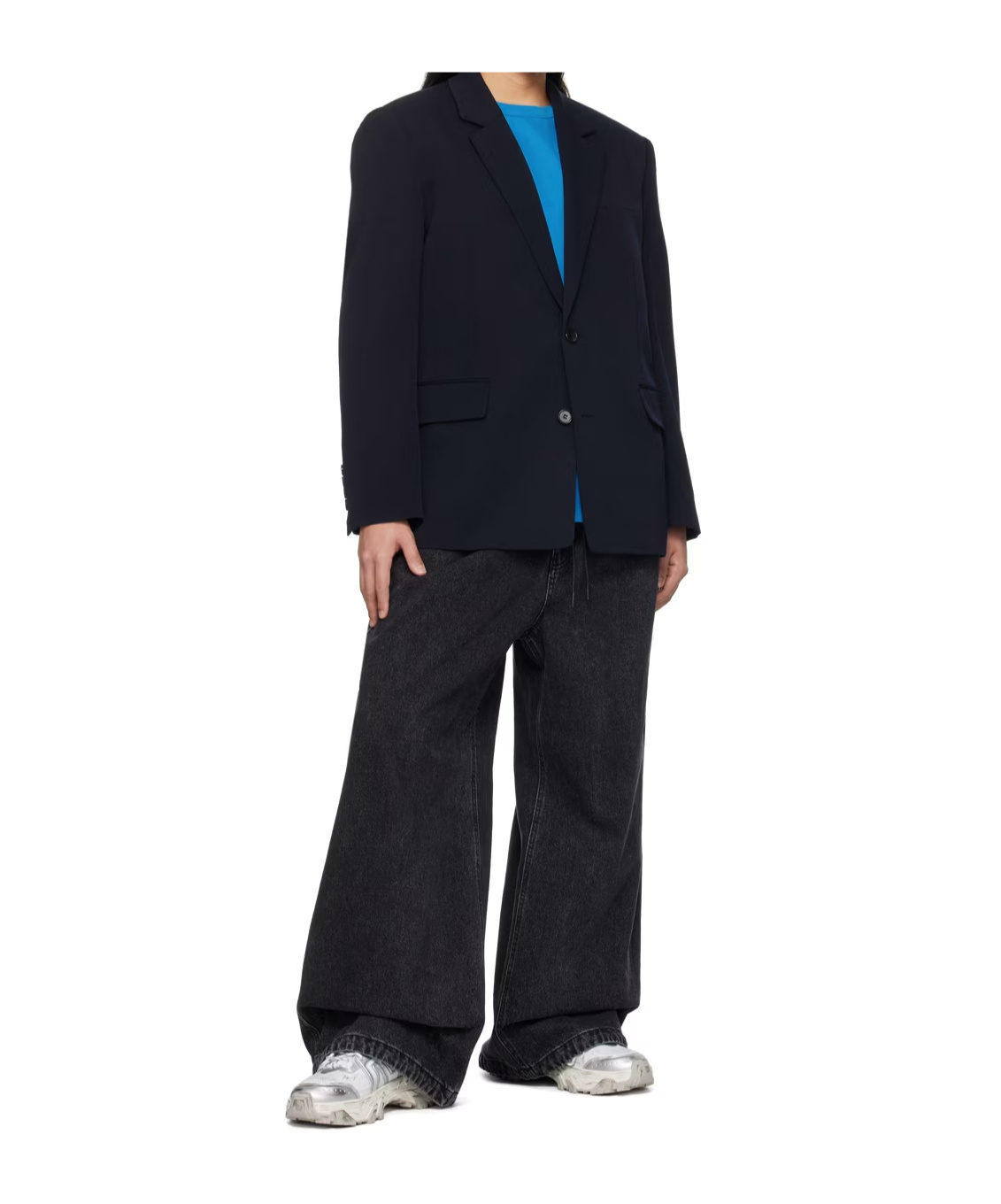 Juunj Flat Lapel Button-down Suit Coat In Black