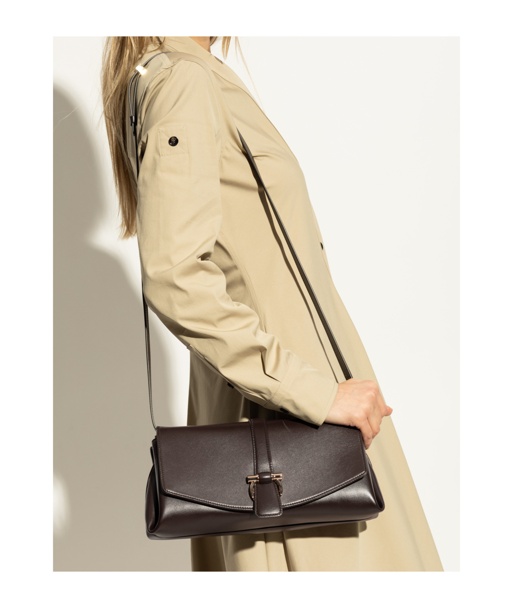 Ferragamo Foldover Top Crossbody Bag In Black