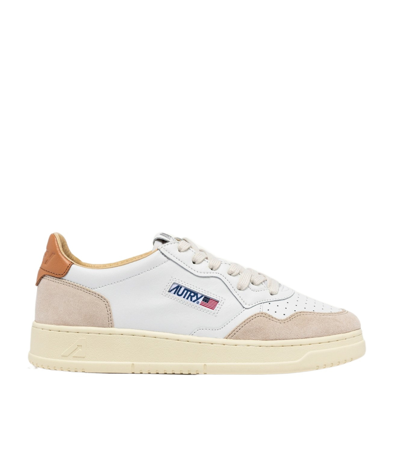 Autry Medalist Low-cut Casual Shoes In Nude