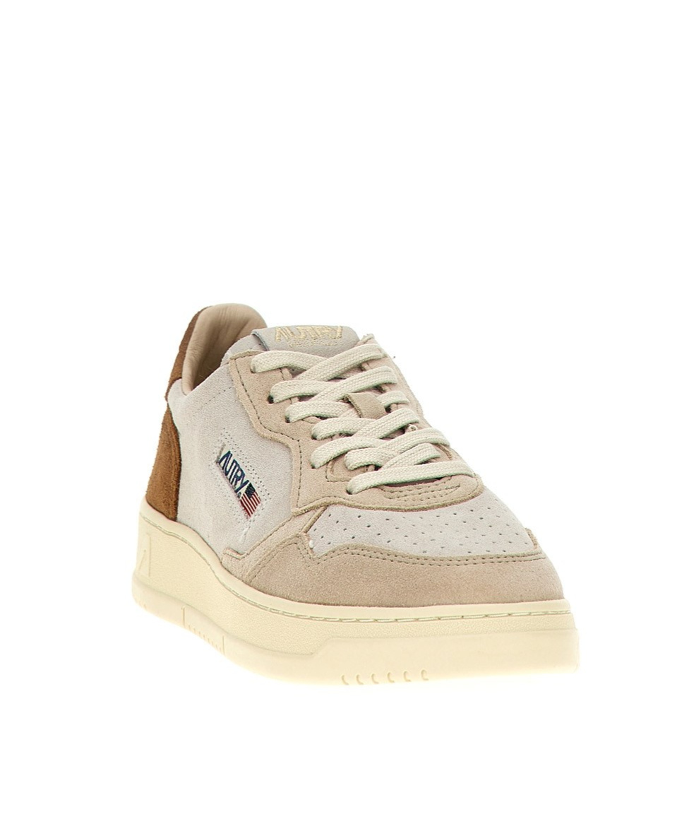 Autry Laced Sneakers In Nude