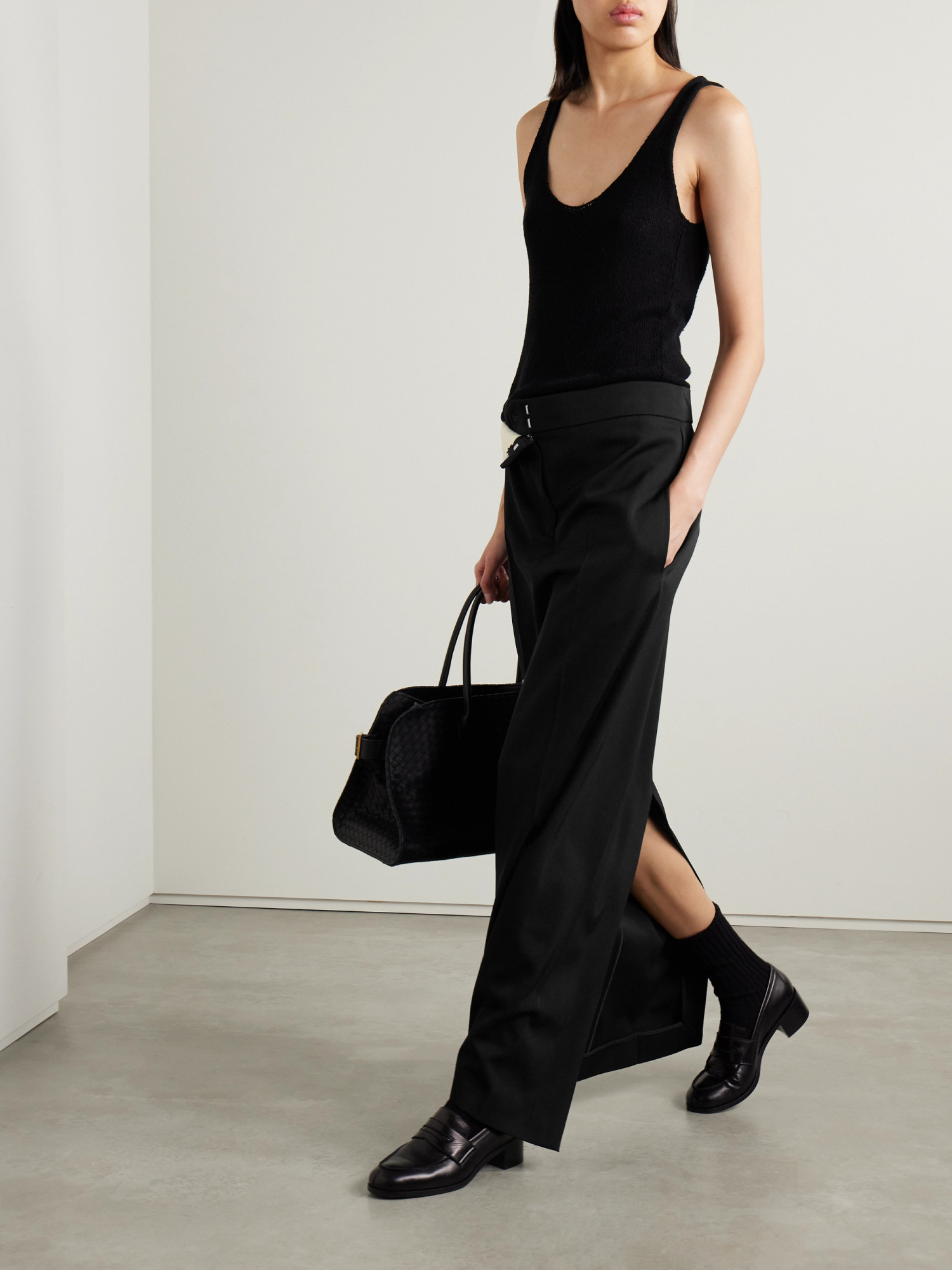 The Row Bartelle Silk And Wool Pencil Skirt In Black