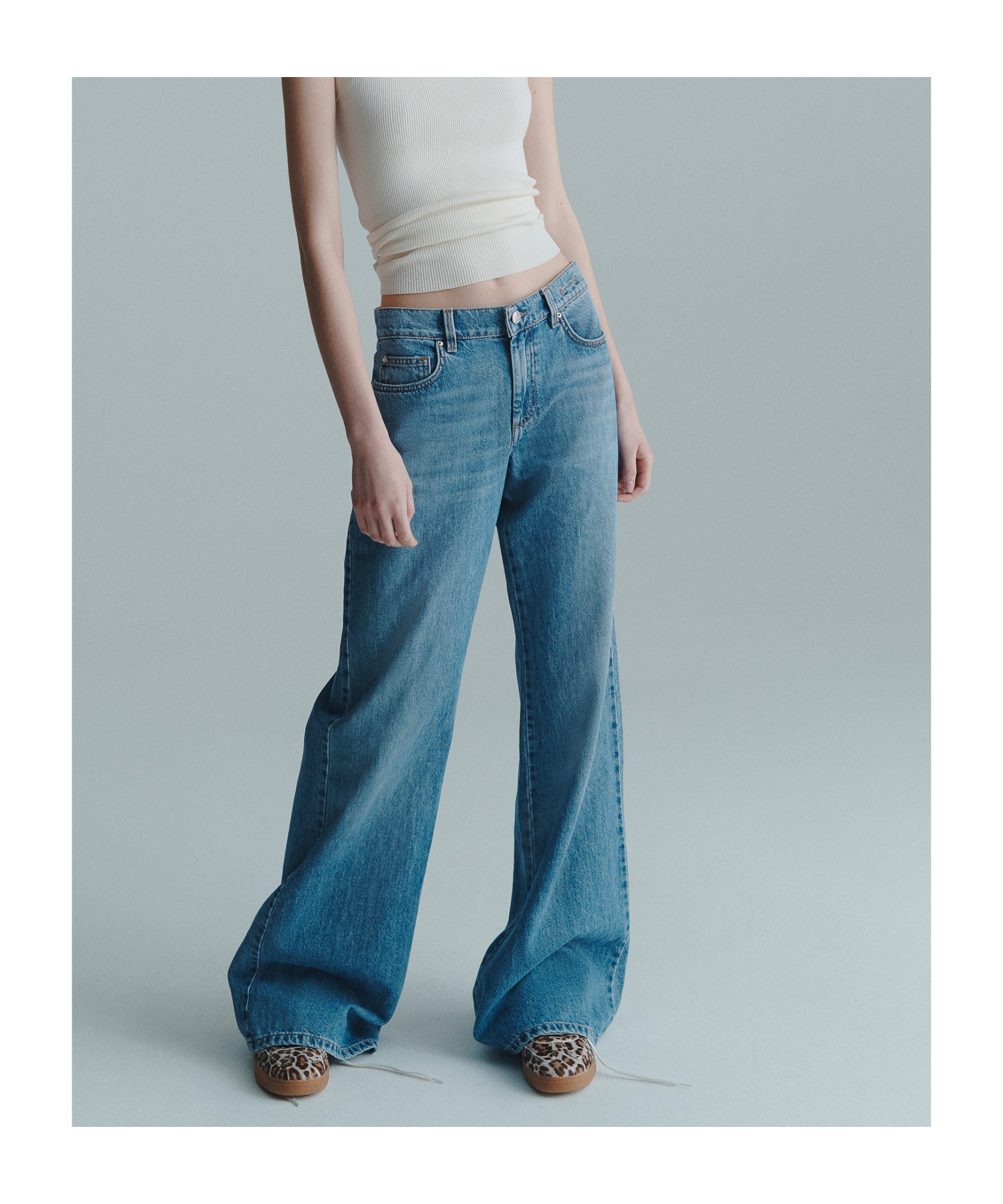 Marella Low-rise Wide-leg Jeans - Delave Blue In Blue