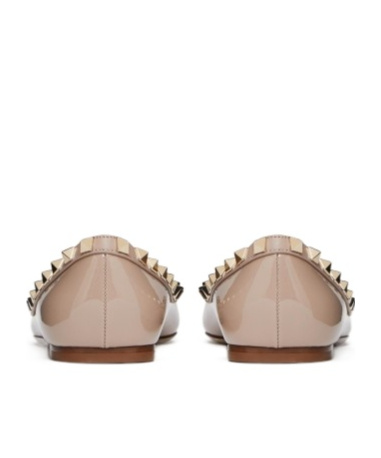 Valentino Garavani Patent Rockstud Ballet Flat Woman Poudre 40 In Nude