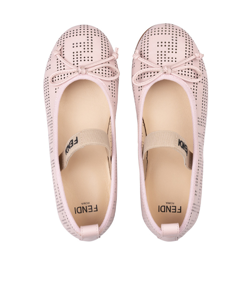 Fendi Round Toe Flat Shoes In Neutral