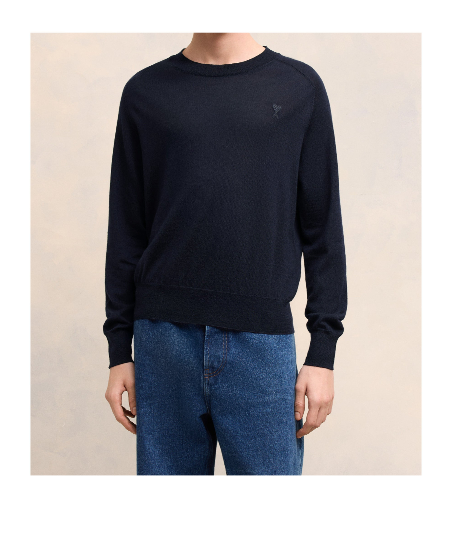 Ami Alexandre Mattiussi Ami Paris Logo Embroidered Crewneck Sweatshirt In Black