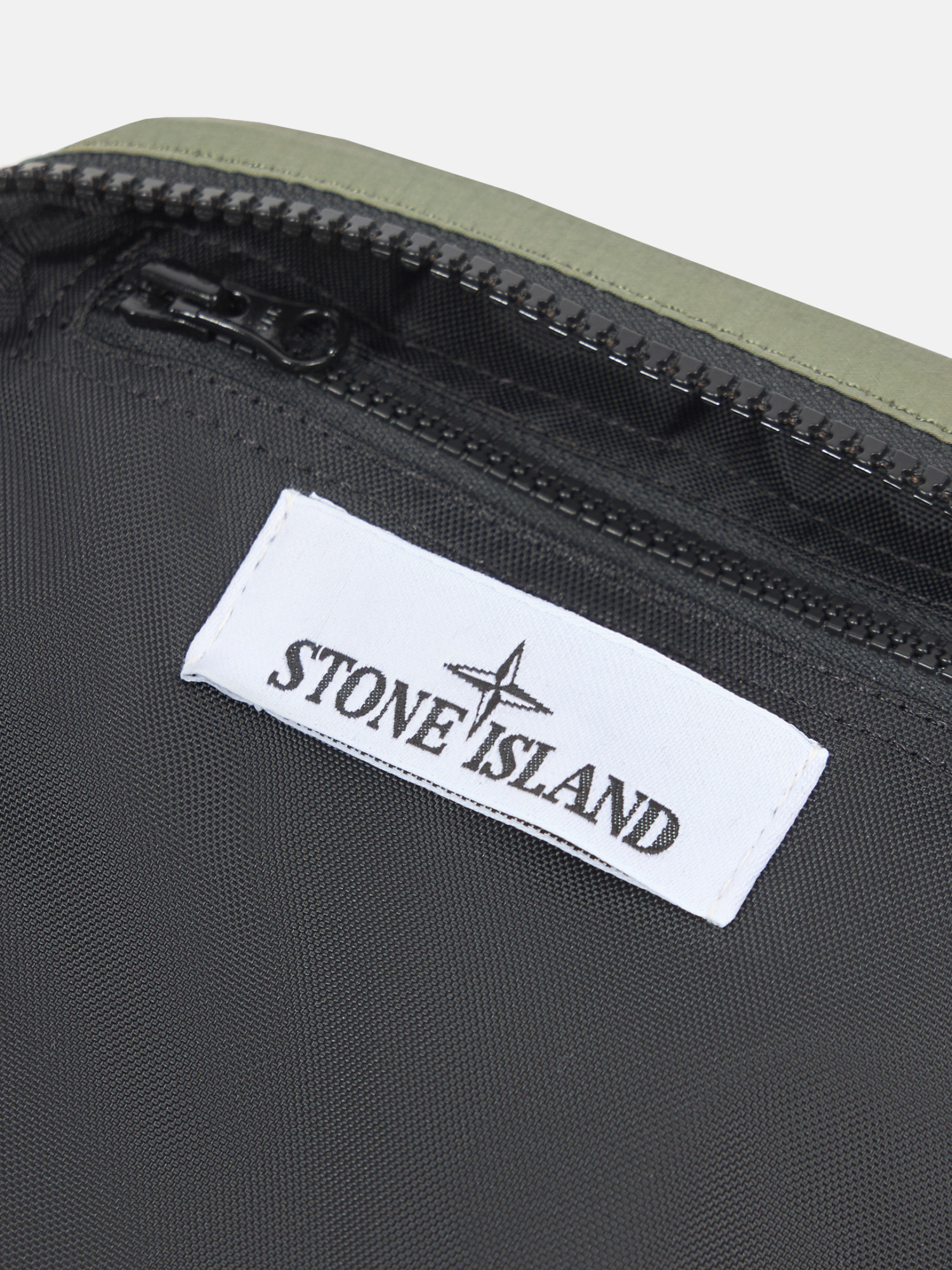 STONE ISLAND COMPASS-BADGE MESSENGER BAG