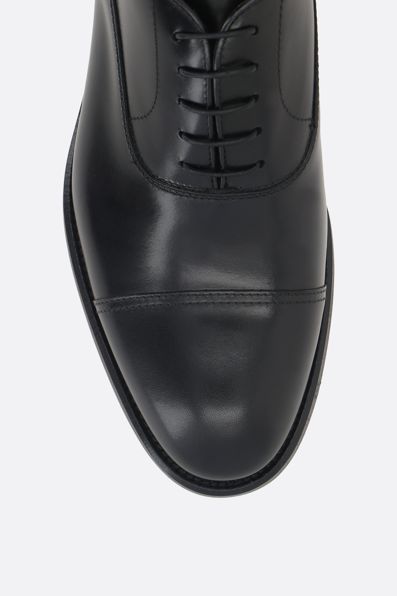 Doucal's Blue Oxford Shoes In Brushed Leather With Toe Cap In Black