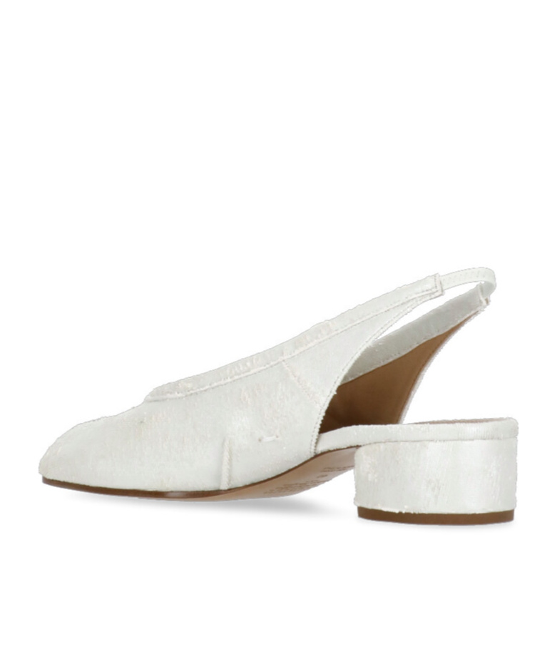 Maison Margiela Pearly Leather Tabi Slingback With Ankle Belt In White