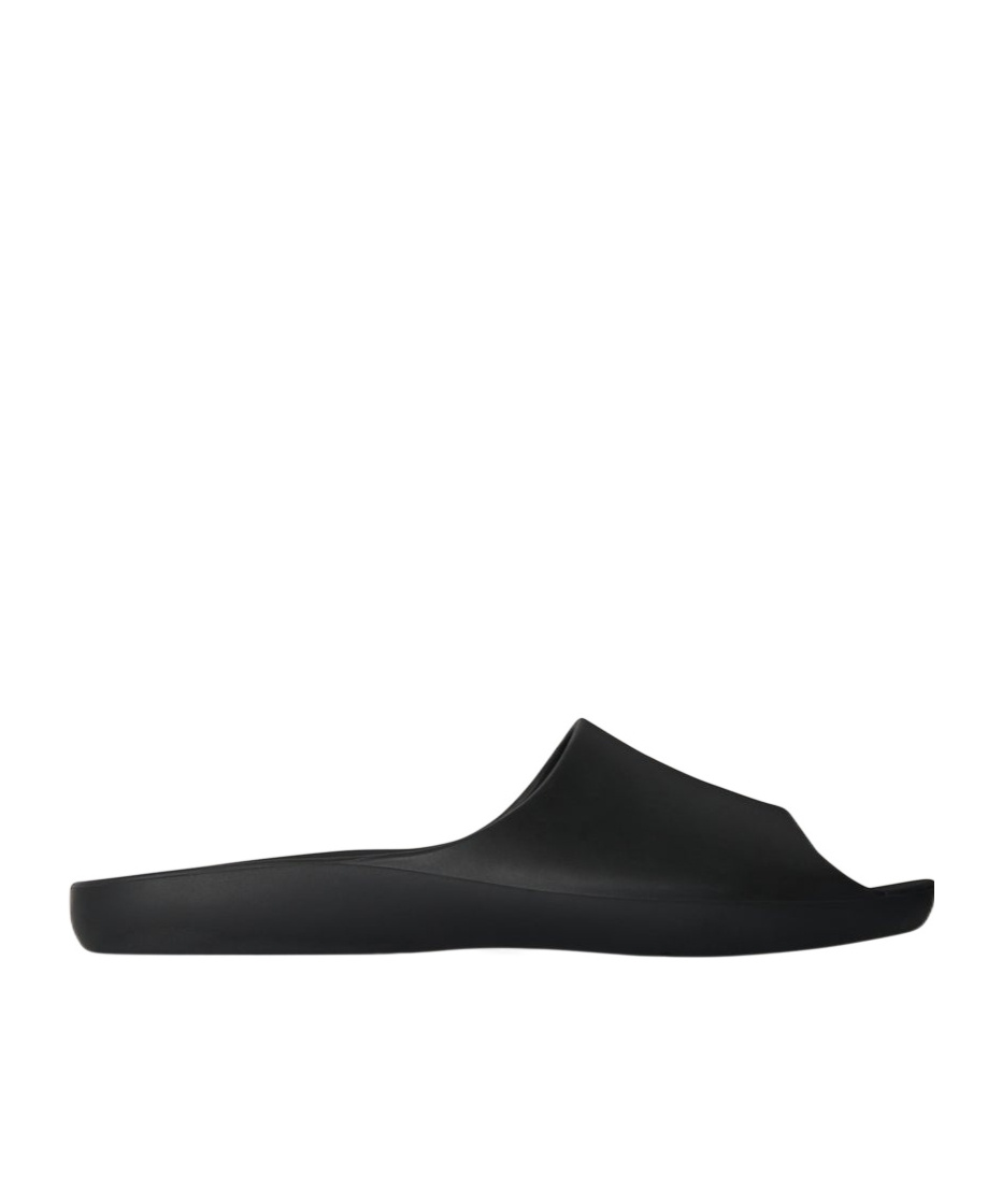 The Row Ama Foam Slide Sandals In Black