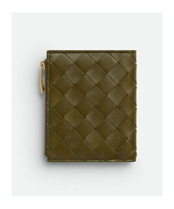 Bottega Veneta Small Leather Intrecciato Bifold Wallet In Green