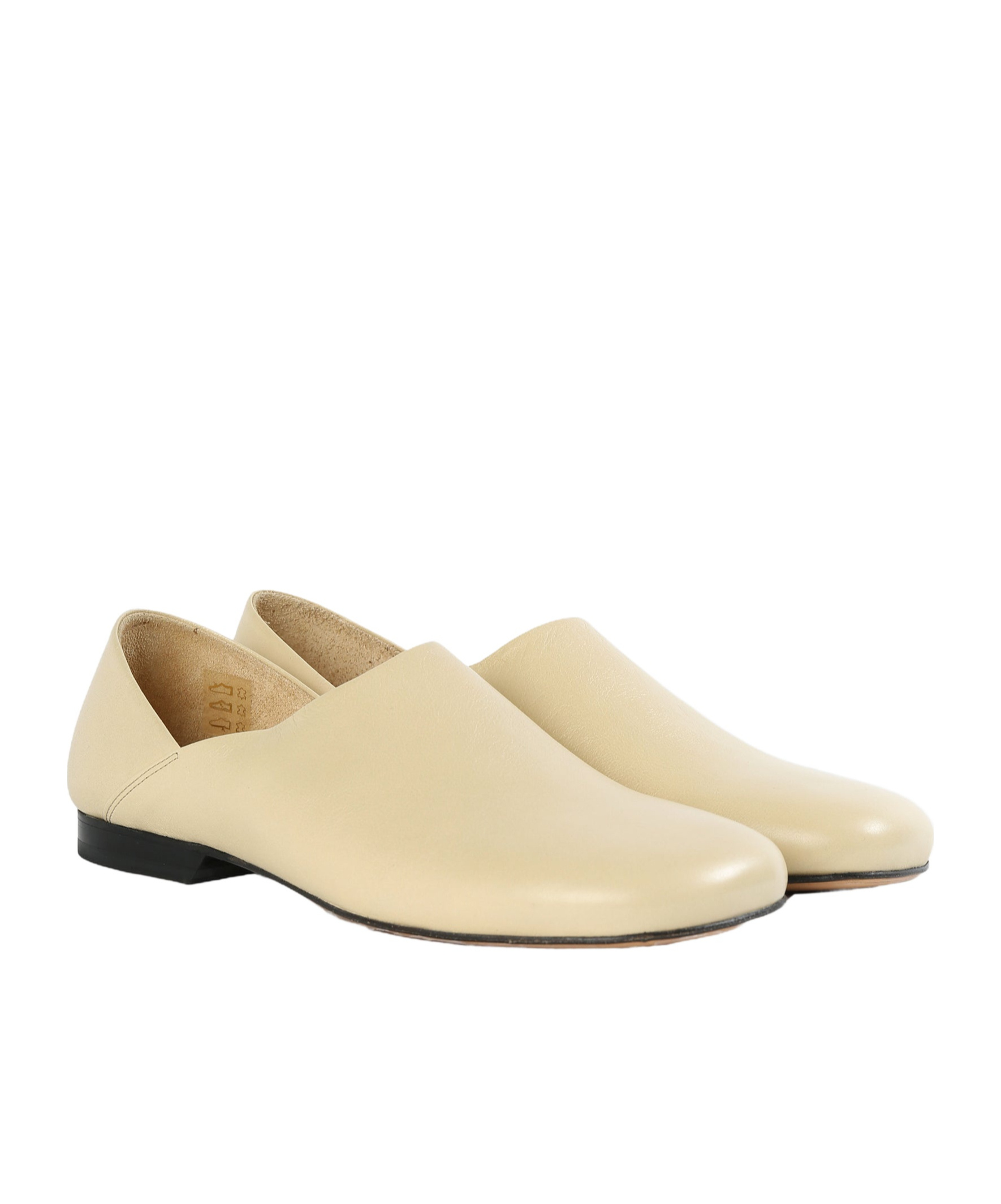 Lemaire Off-white Leather Slippers In Nude