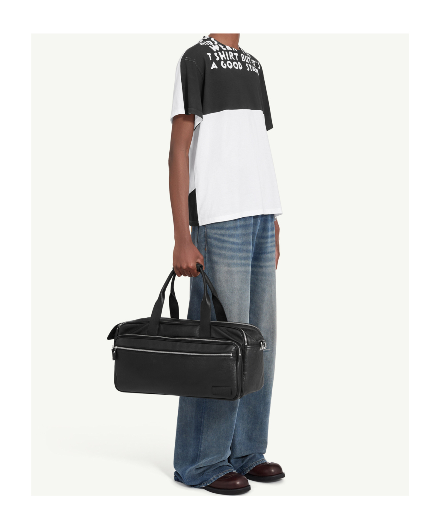 Mm6 Maison Margiela Mm6 By Maison Margiela Bicolor Contrast Print T-shirt With Round Neckline And Short Sleeves In White