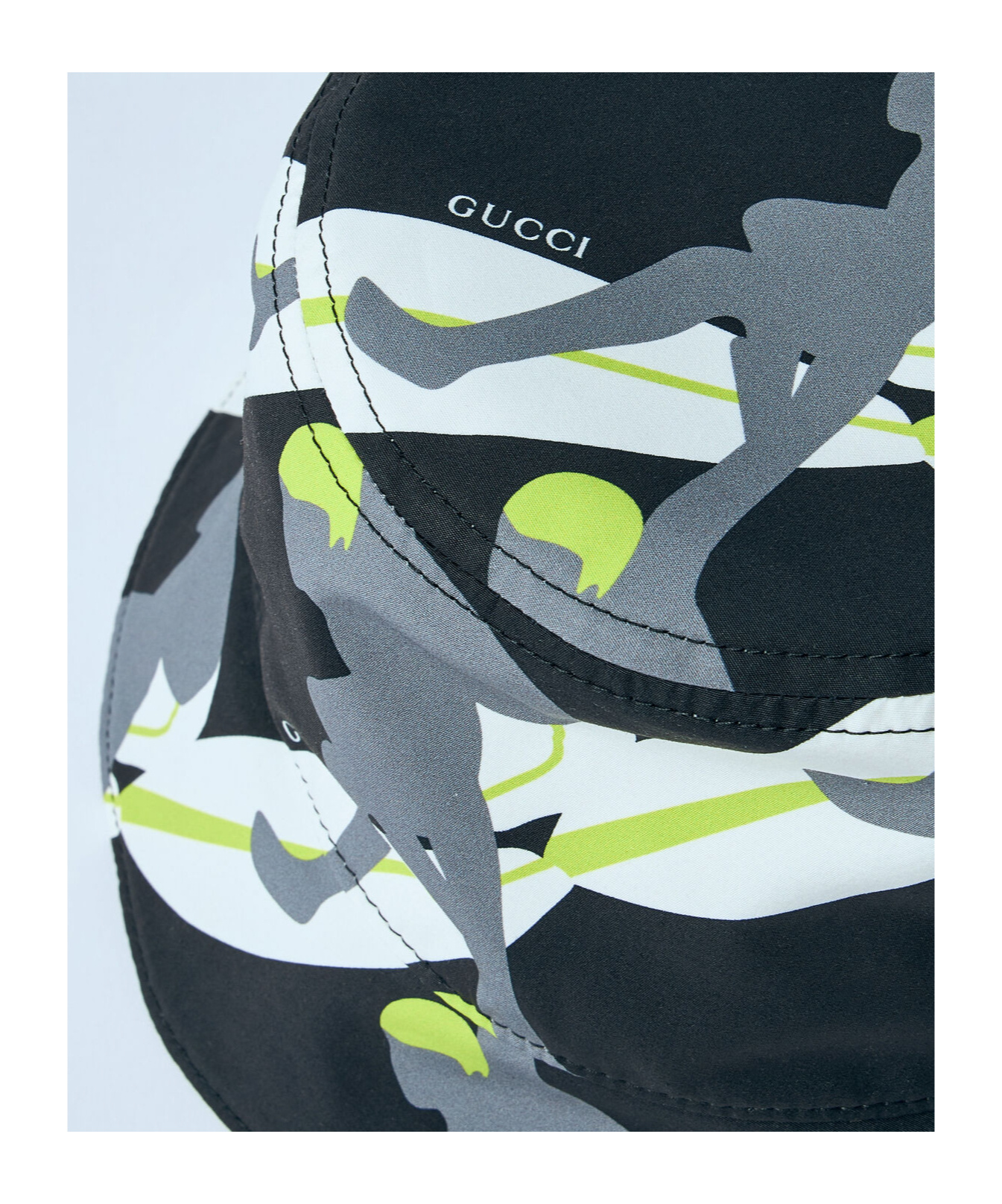 Gucci Men Printed Bucket Hat In Black