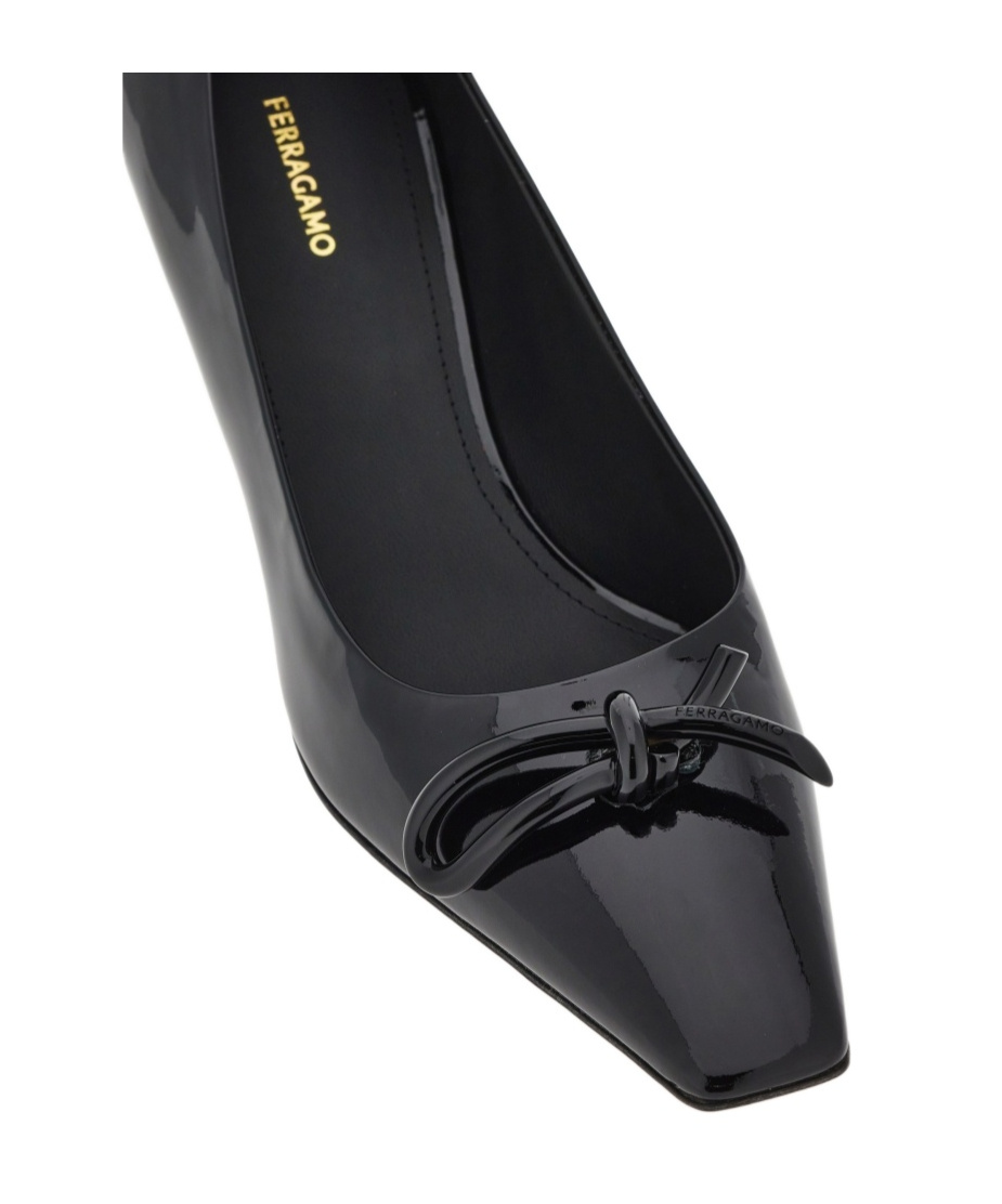 Ferragamo Asymmetrical Bow Cat Heels In Black