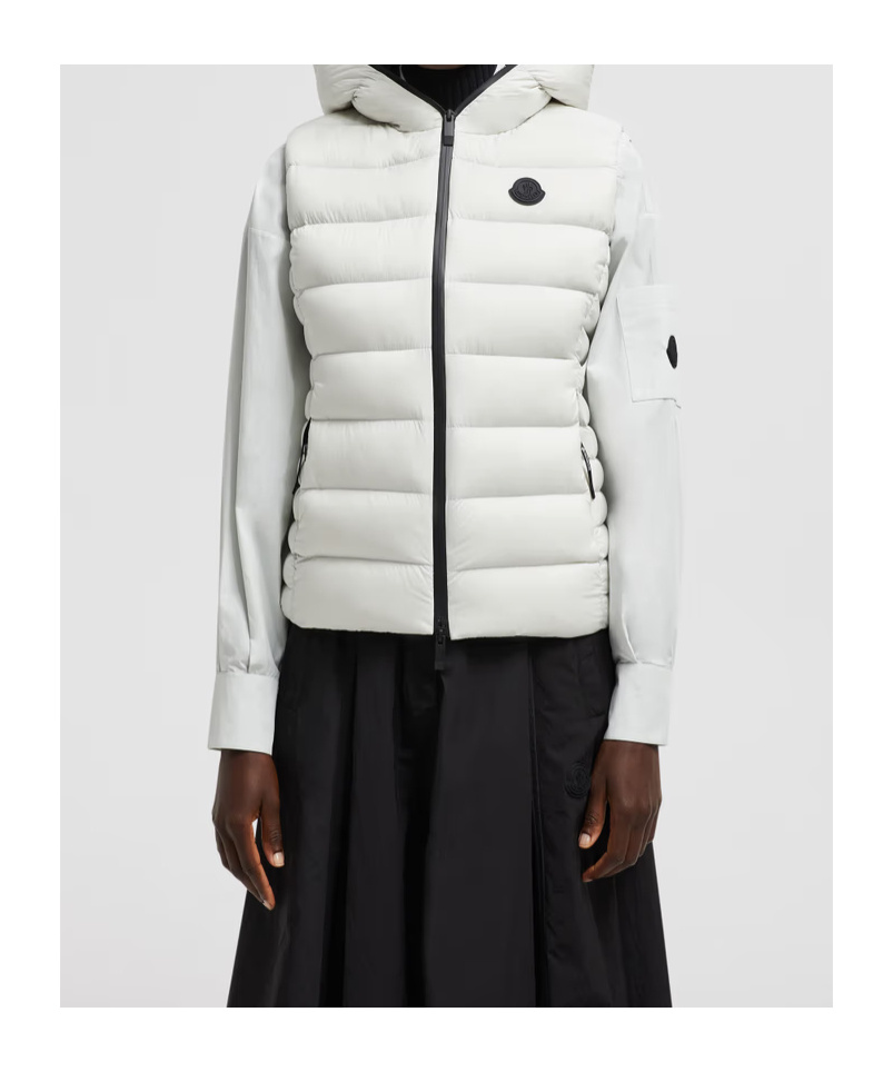 Moncler Aliterse Down Hooded Vest In White