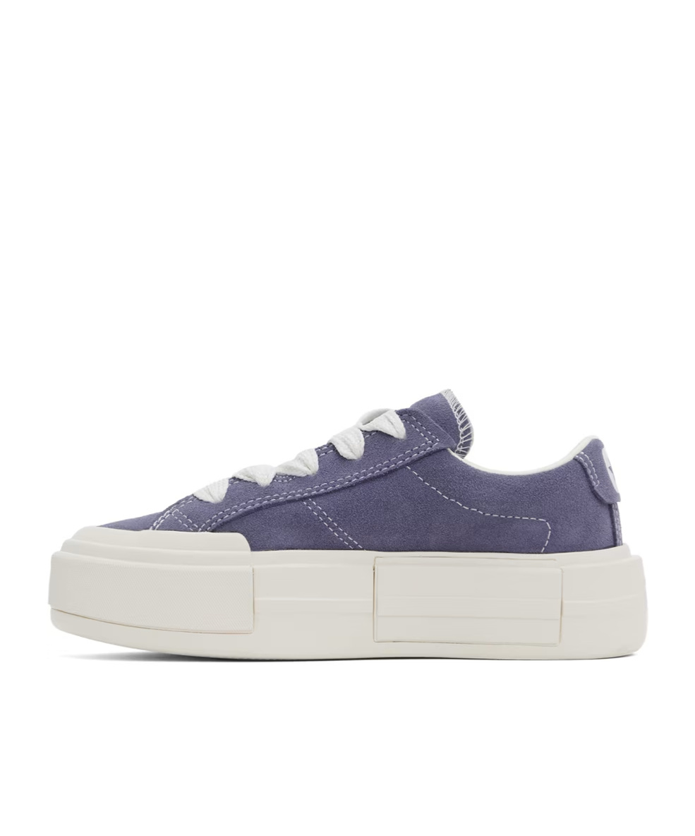 Converse Chuck Taylor Lace-up Casual Trainers In White