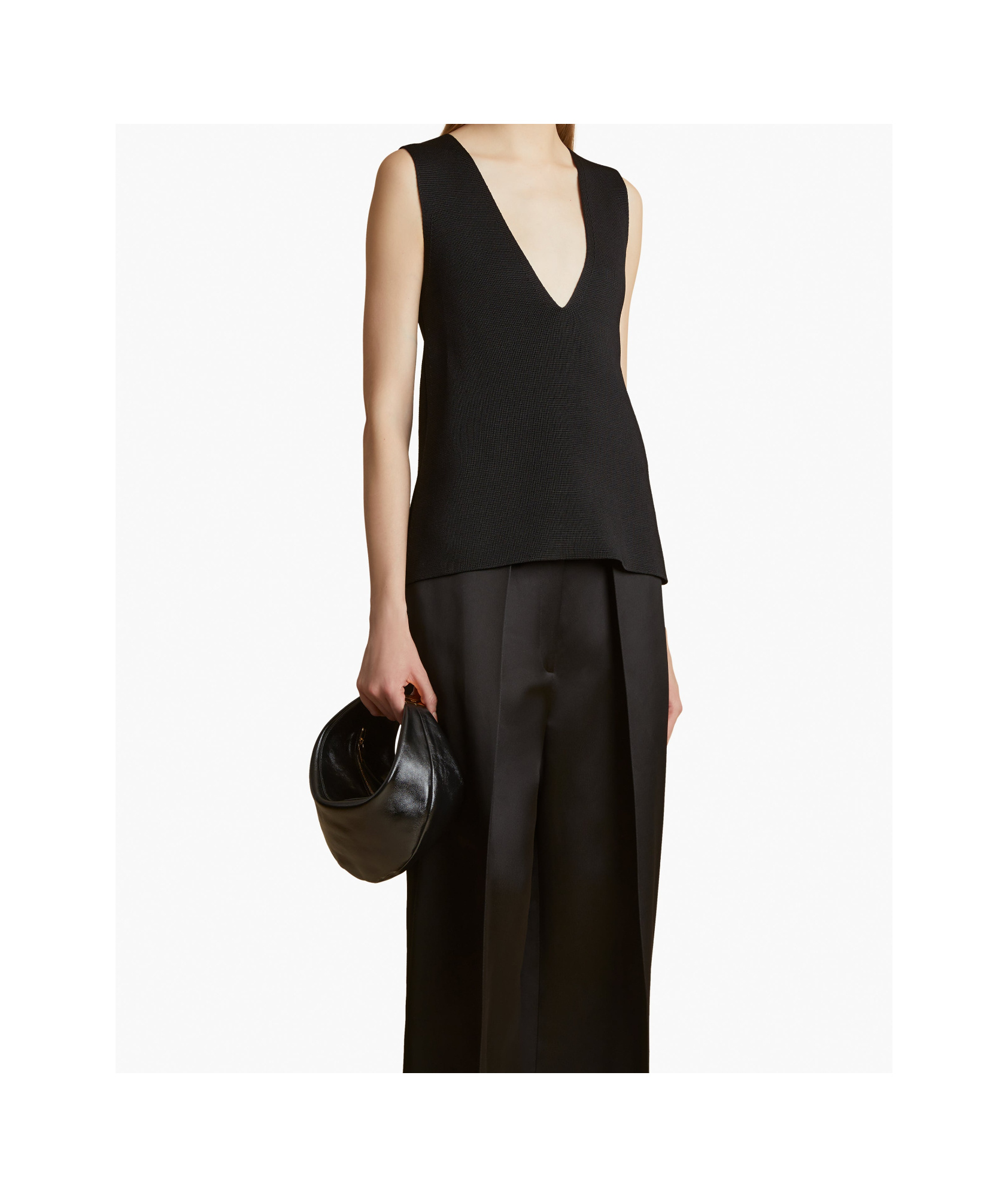 Khaite Sleeveless Vest In Black