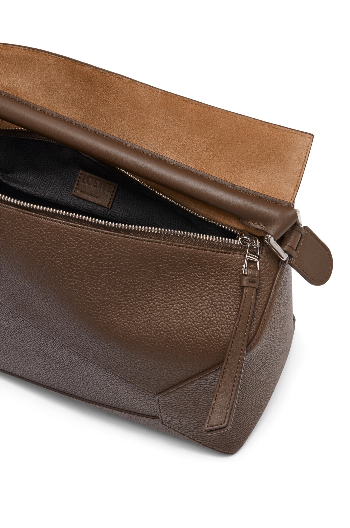 Loewe Large Puzzle Edge Grain Shoulder Bag In Brown