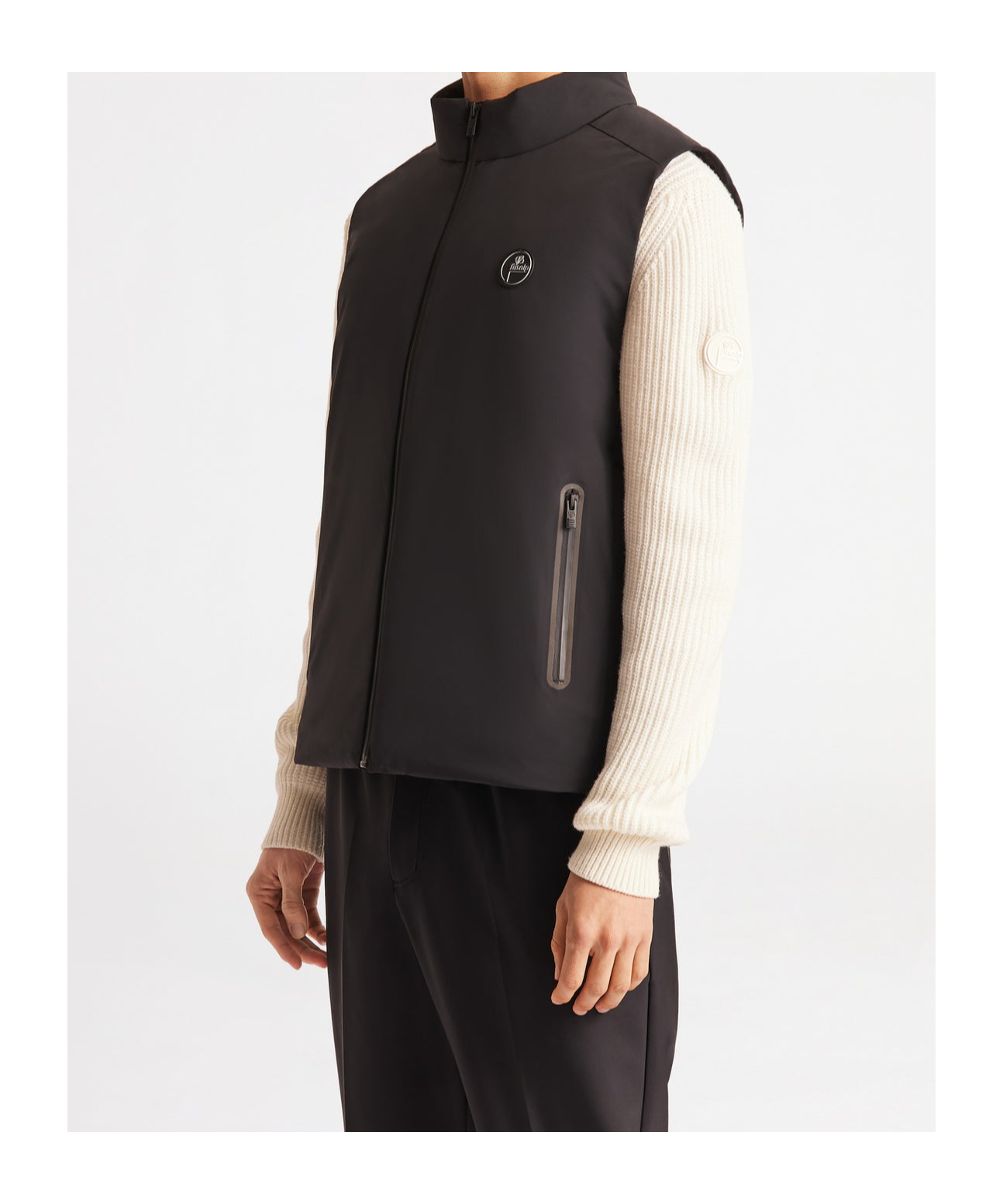 Fusalp Mattin Sleeveless Cotton Jacket In Black