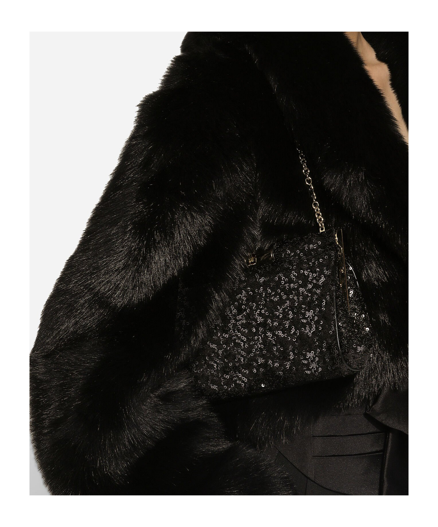 Dolce & Gabbana Sequined Clutch Bag In Black