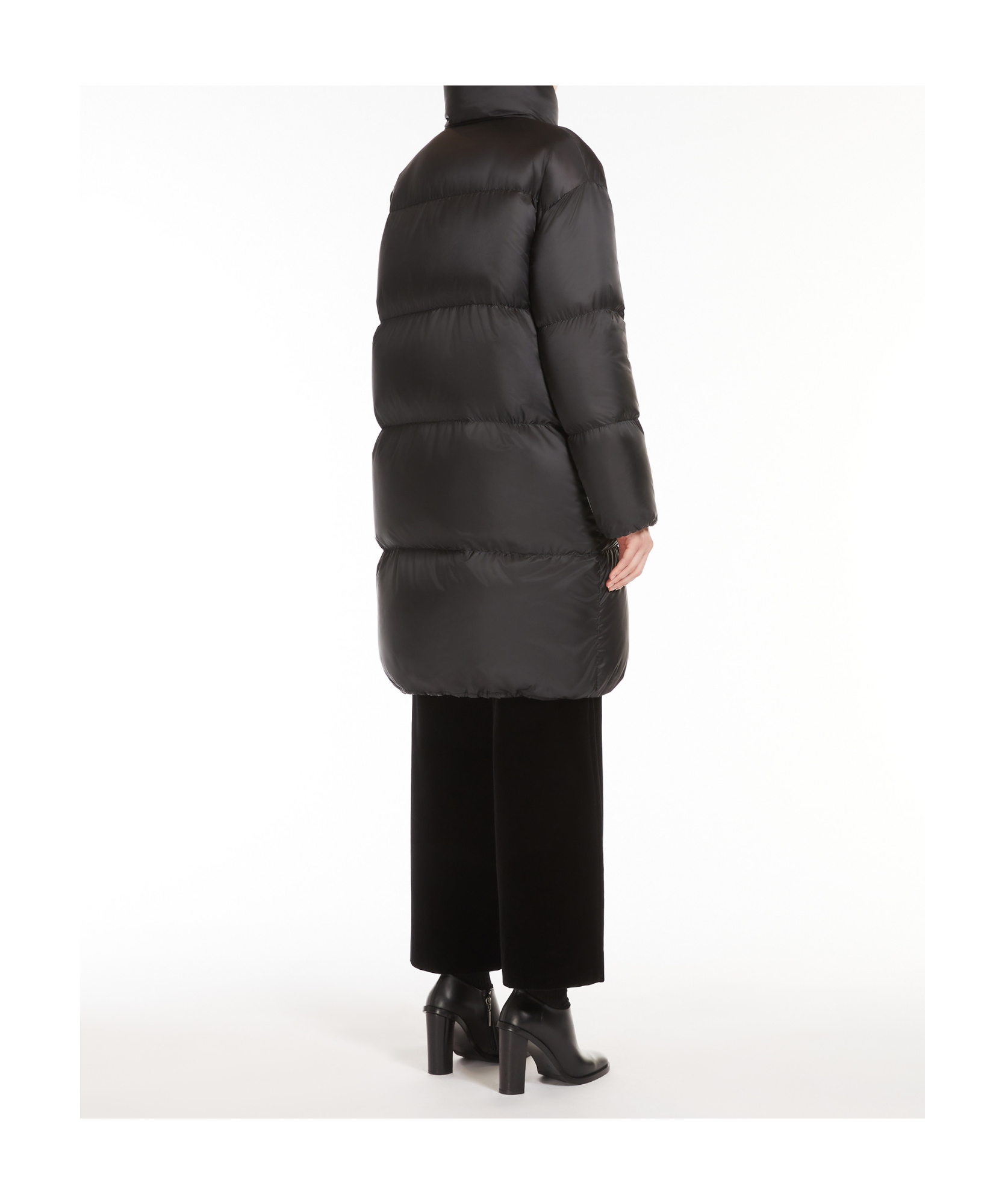 Max Mara Waterproof Long Down Jacket In Black